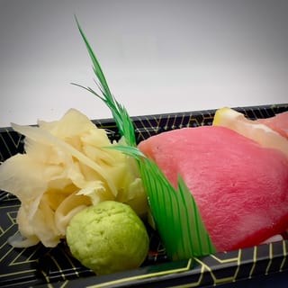 (Off) Tuna sushi 2 pcs