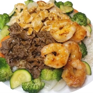 A7. Chicken/Beef/Shrimp Teriyaki Bowl (D)