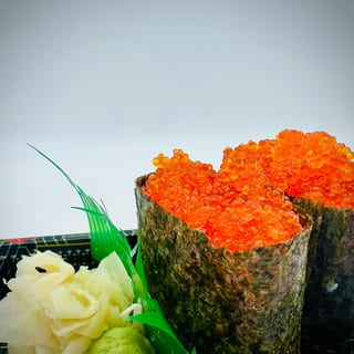 (Off) Flying fish egg sushi 2 pcs