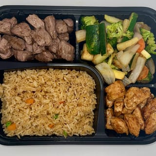 HL8. Steak & Chicken Hibachi Lunch