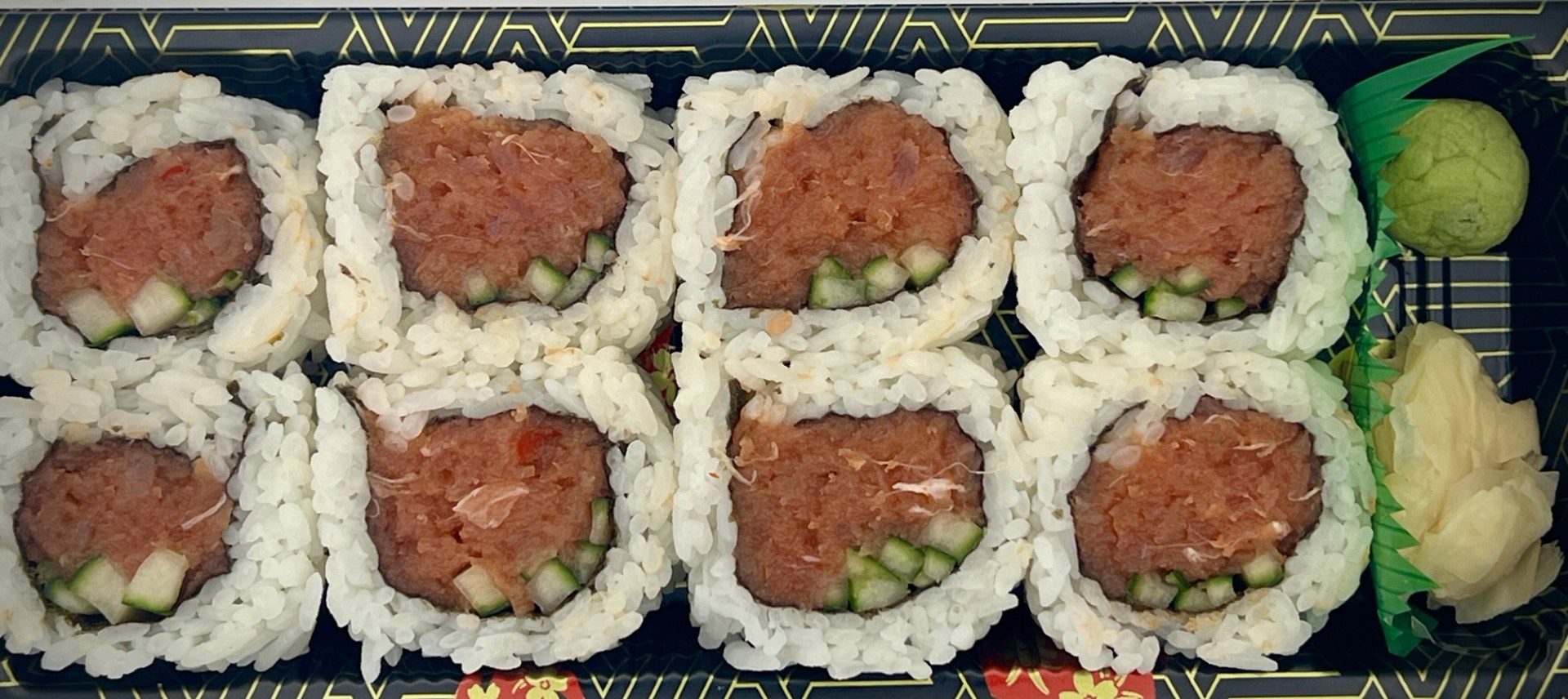 (Off) Spicy tuna roll.